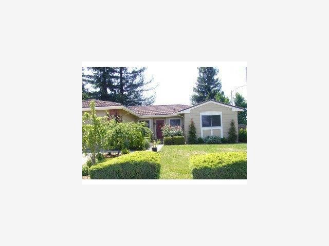 Property Photo: 829 Henderson Avenue CA 94086