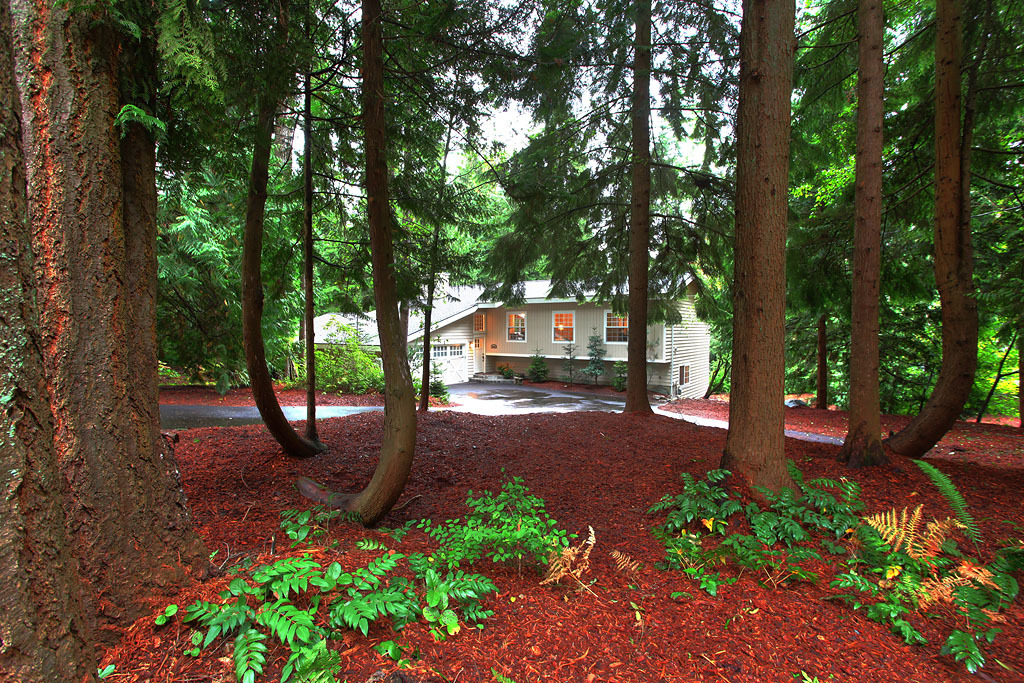 Property Photo:  18201 NE 186th St  WA 98077 