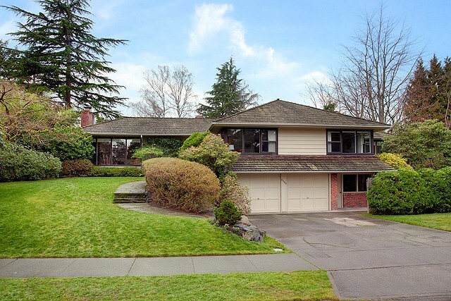 Property Photo:  6548 NE Windermere Rd  WA 98105 