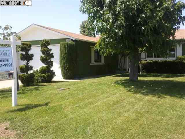 Property Photo: 976 Lambaren Ave CA 94551-8133