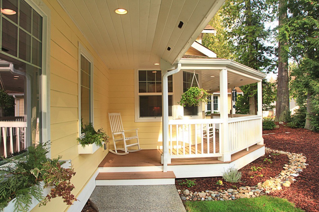 Property Photo: 1037 Woodside Lane WA 98260