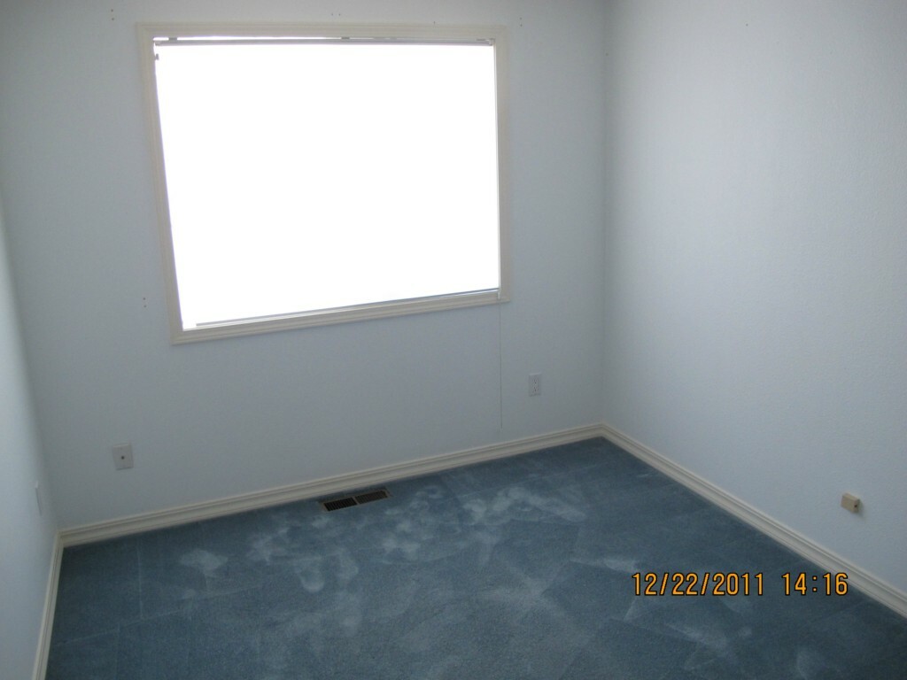 Property Photo: 11337 NE 129th St WA 98034