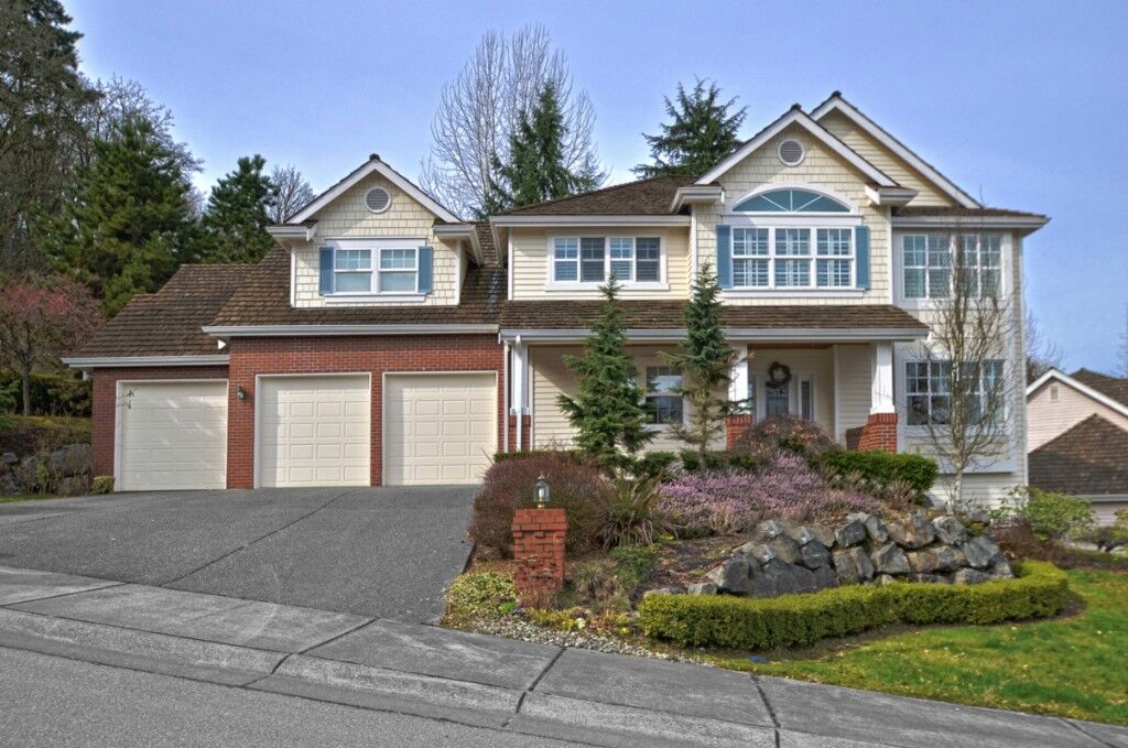 Property Photo: 4995 Alpen Glow Place NW WA 98027