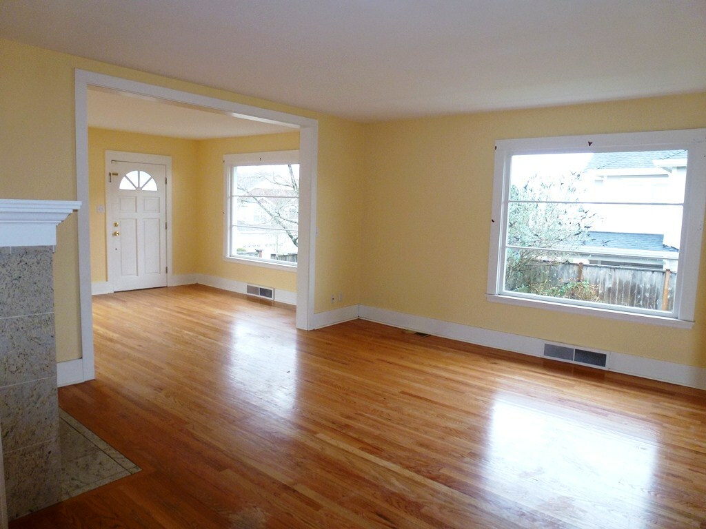 Property Photo: 3519 N Shirley St WA 98407