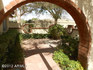 Property Photo:  5844 N 46th Place  AZ 85018 