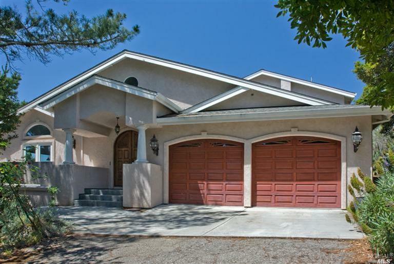 Property Photo:  11 Tweed Terrace  CA 94901 