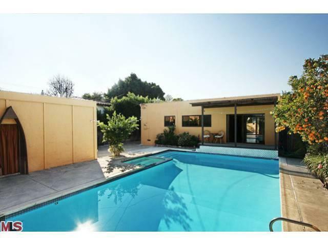 Property Photo:  414 N La Jolla Ave  CA 90048 