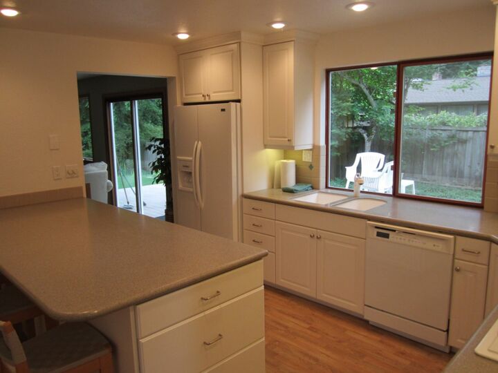 Property Photo:  10627  129th Place NE  WA 98033 