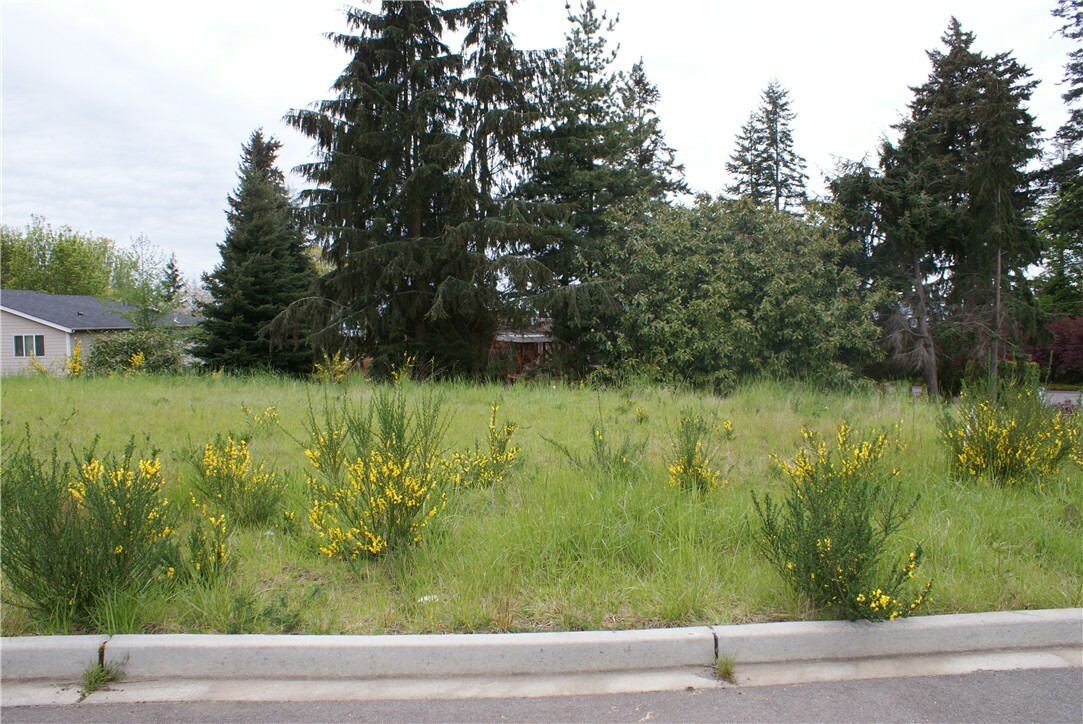 Property Photo:  80xx Cyrus Place Lot1w  WA 98026 