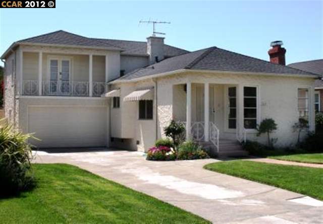 Property Photo:  1041 Dutton Ave  CA 94577-2156 