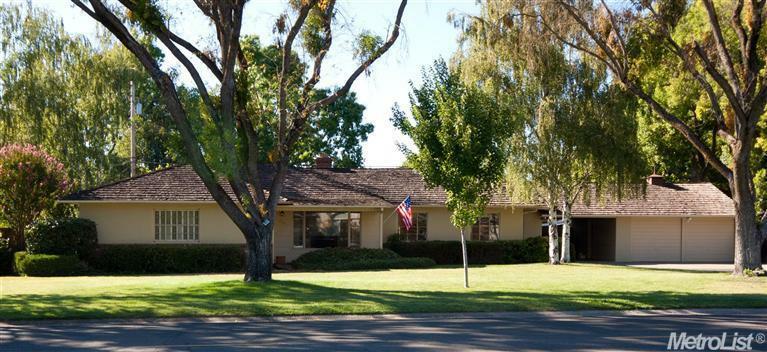 Property Photo:  891 La Sierra Dr  CA 95864 