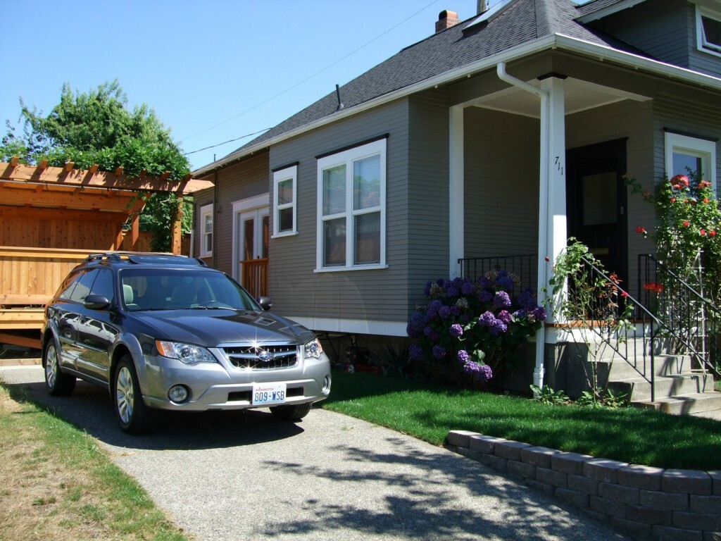 Property Photo:  711 N Junett St  WA 98406 