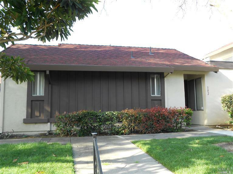 302 Acorn Court  Vacaville CA 95688 photo