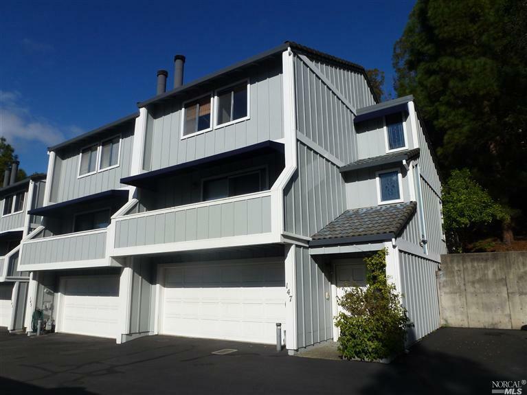 Property Photo: 147 Alice Street CA 95409