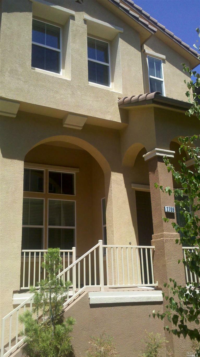 Property Photo:  2709 Midtown Lane  CA 94533 