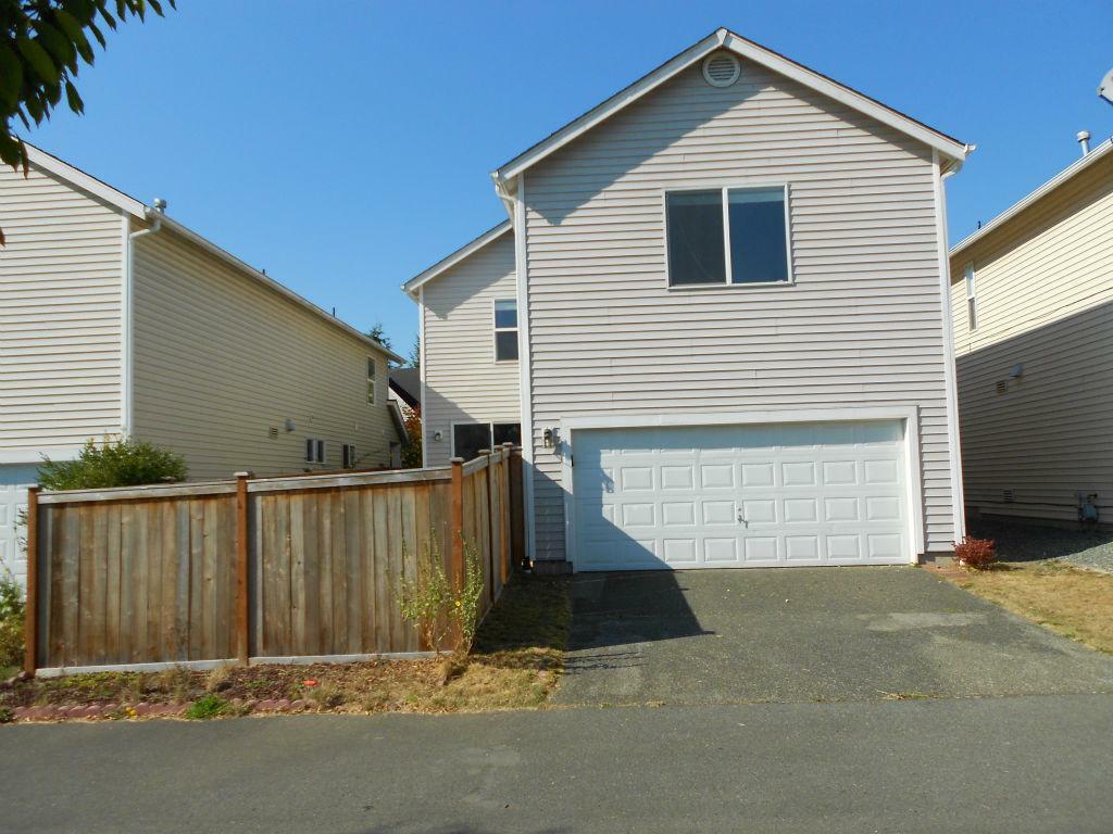 Property Photo:  11813 24th Dr SE  WA 98209 