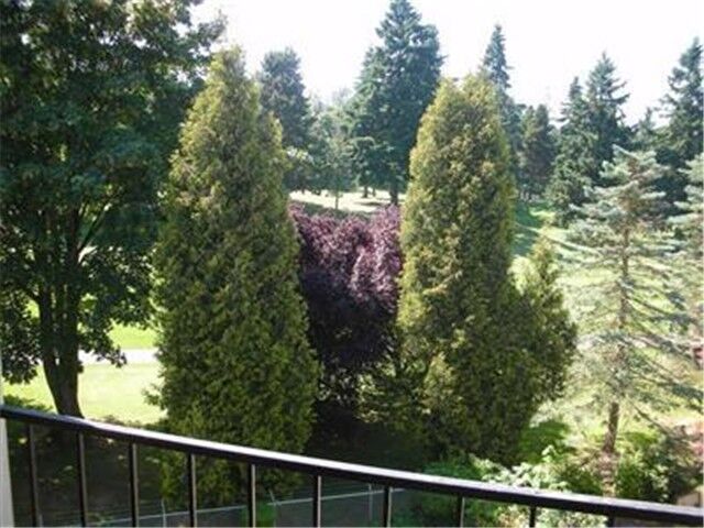 1808 S 118th St 401  Seattle WA 98168 photo