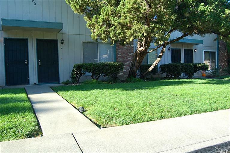 490 Edgewood Drive 6  Vacaville CA 95688 photo