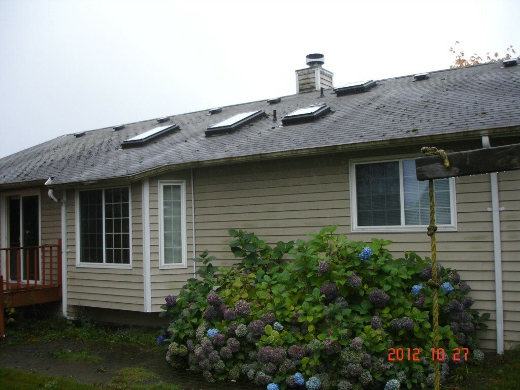 Property Photo:  725 145th Place SW  WA 98087 