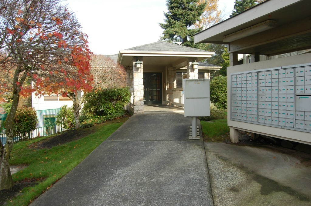 Property Photo:  31500 33rd Place SW M 103  WA 98023 