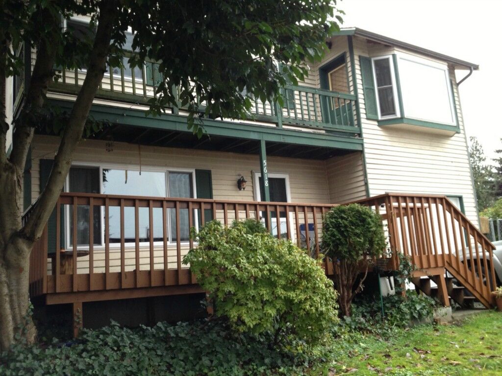 Property Photo:  5618 Commercial Ave  WA 98203 