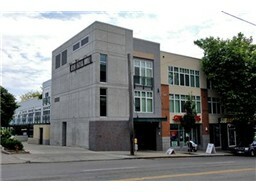 Property Photo: 17 W Mercer St 221 WA 98119