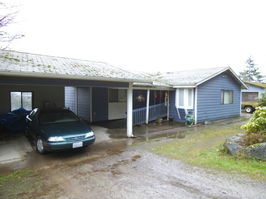 Property Photo:  858 Terry Heights Ln  WA 98282 