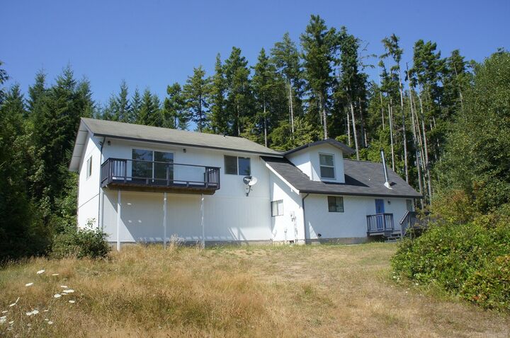 Property Photo:  171 Rhododendron Lane  WA 98320 