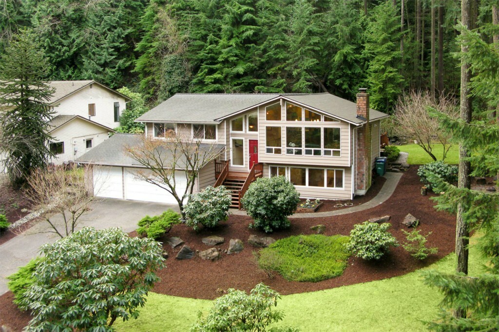 Property Photo:  20906 30th Dr SE  WA 98021 