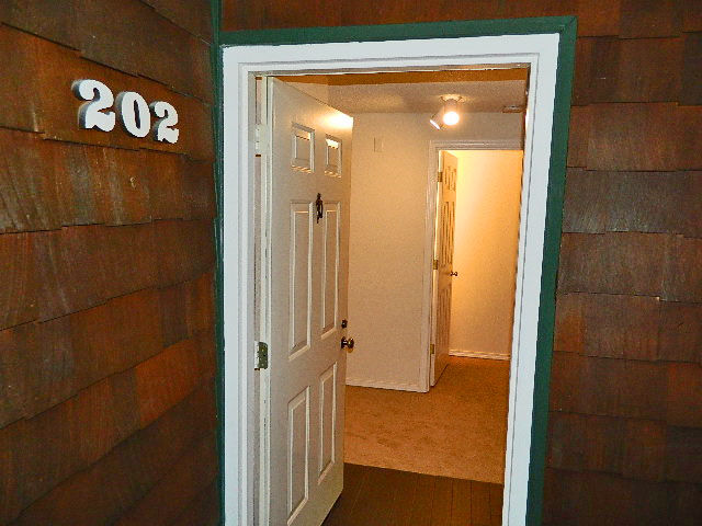 Property Photo:  7318 N Skyview Lane M-202  WA 98406 