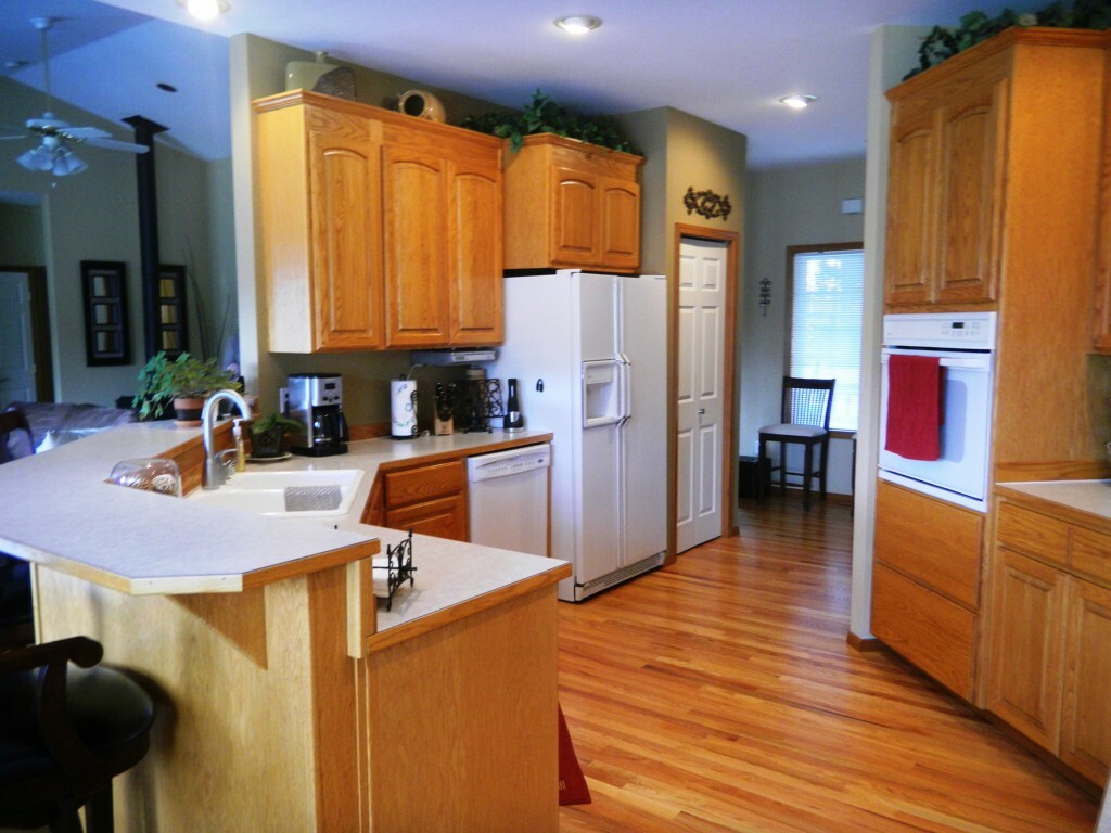 Property Photo: 32704 110th Ave SE WA 98002