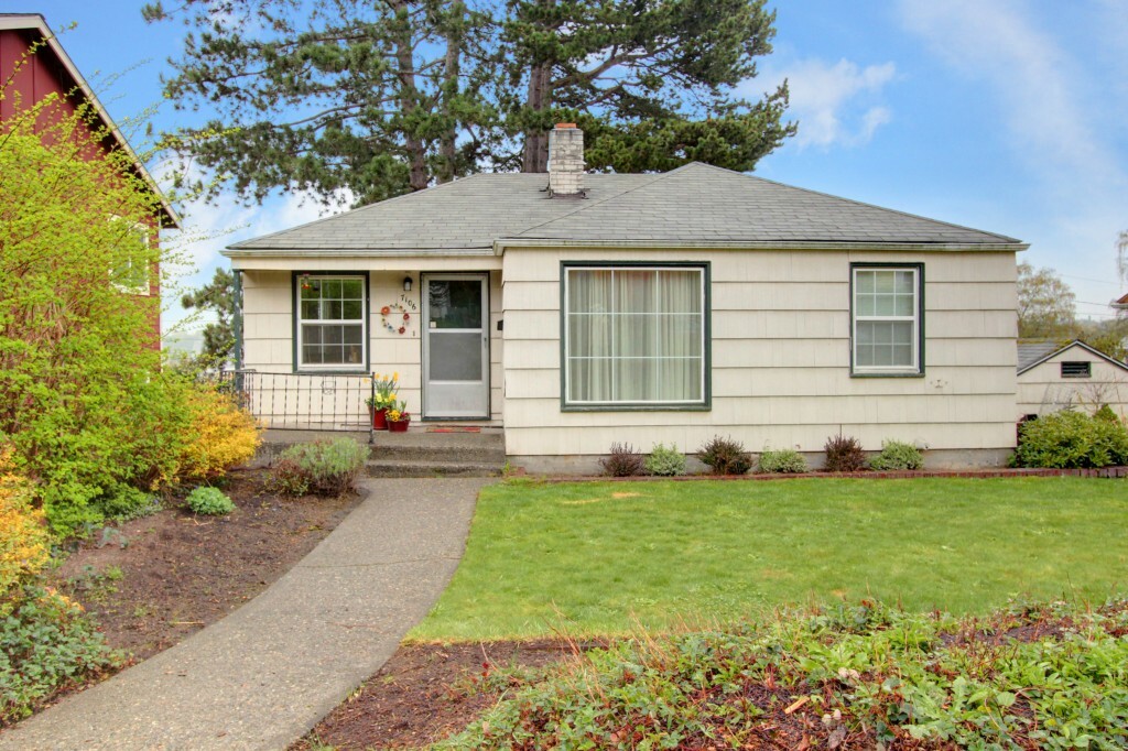 Property Photo: 7106 29th Ave SW WA 98126