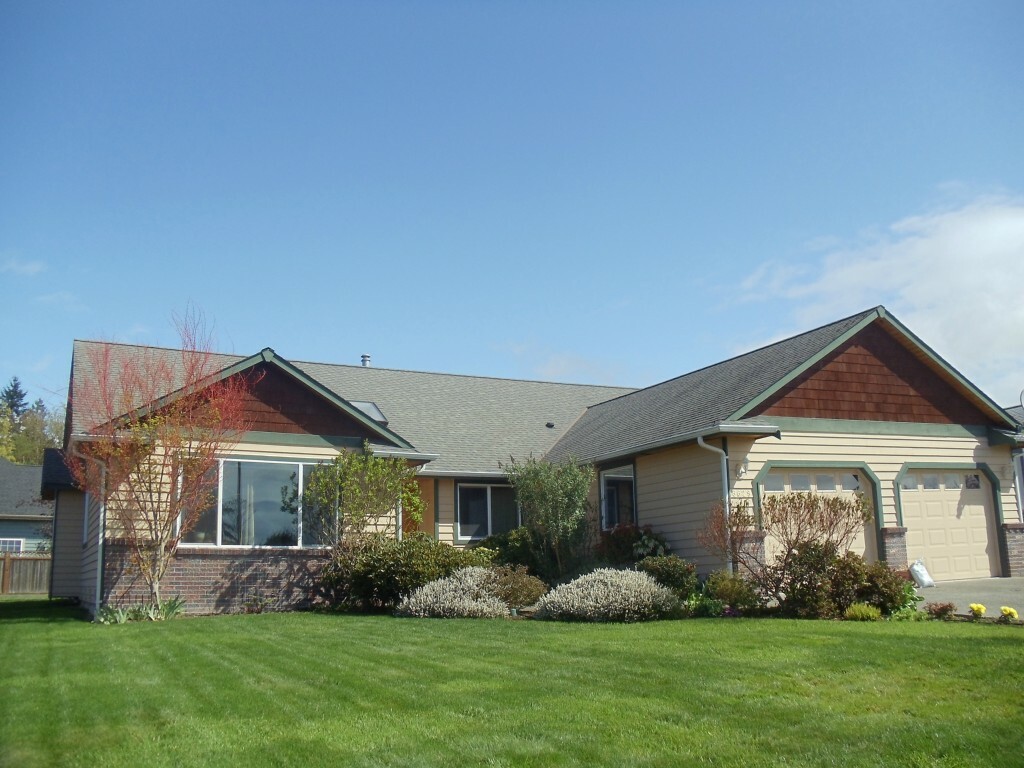 Property Photo: 8629 Myrtle Rd WA 98292