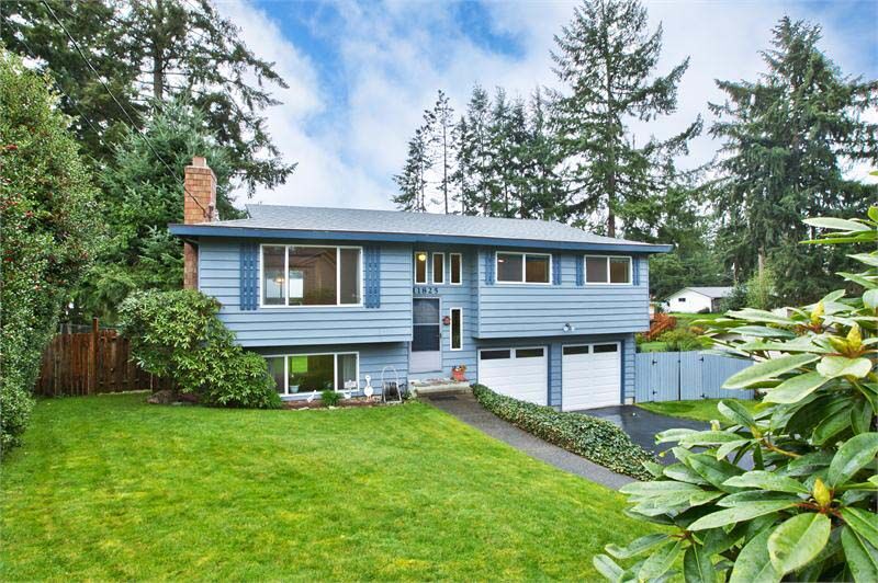 Property Photo:  11825 32nd Dr SE  WA 98208 