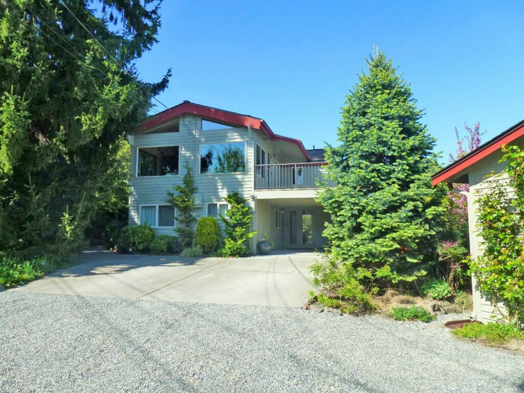 Property Photo:  13444 80th Ave S  WA 98178 