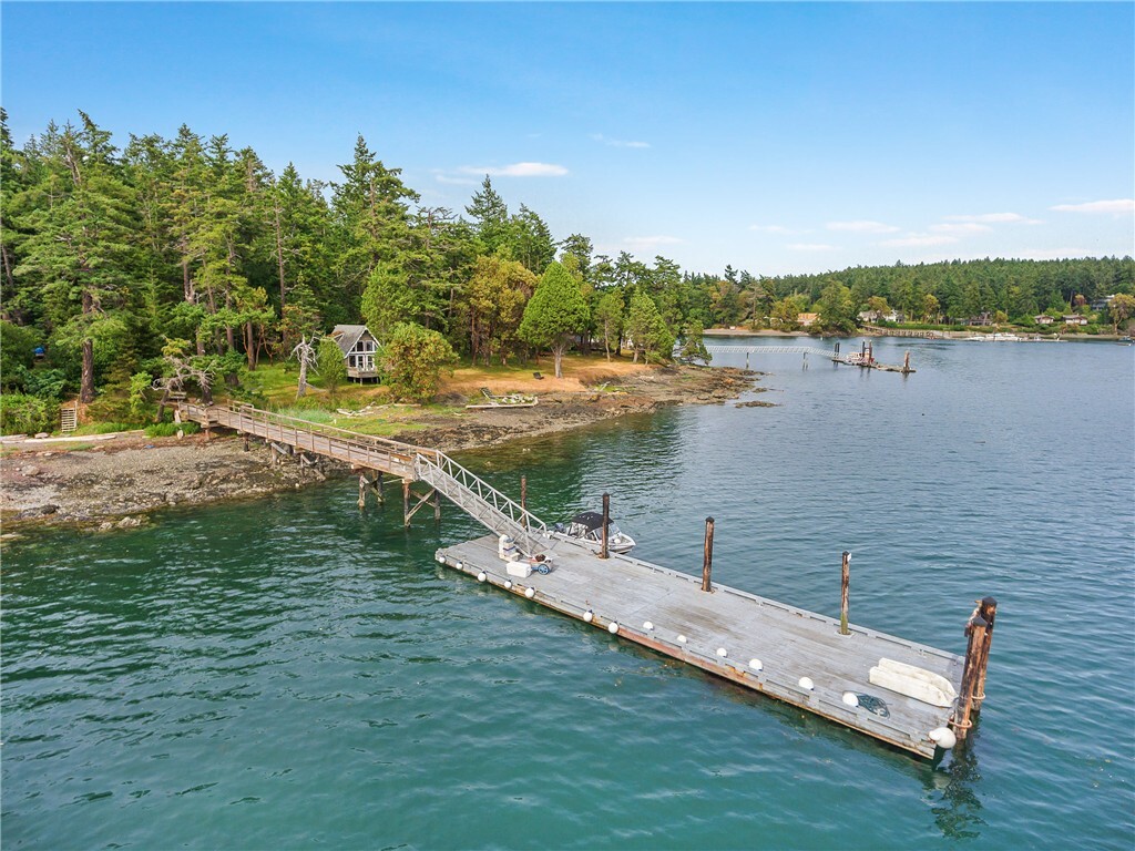 Property Photo:  6 Pearl Island  WA 98250 