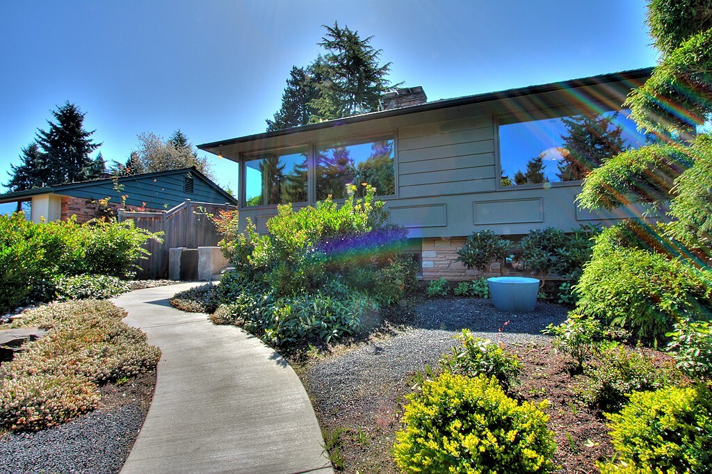 Property Photo: 1333 NW Norcross Wy WA 98177