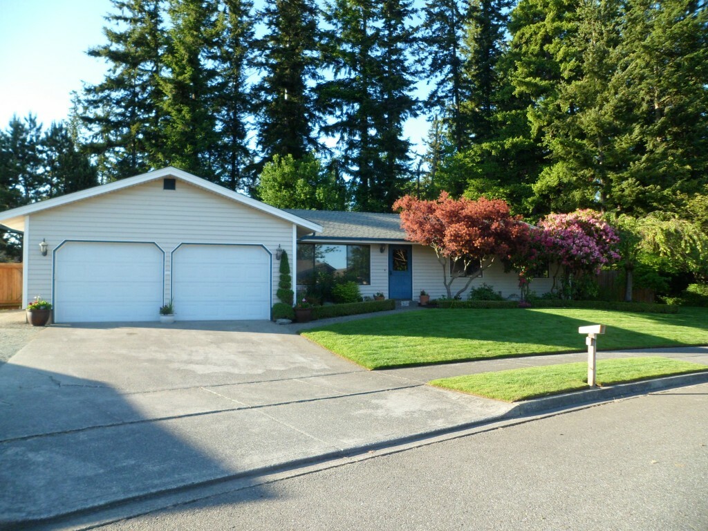 Property Photo: 2639 N 27th St WA 98273