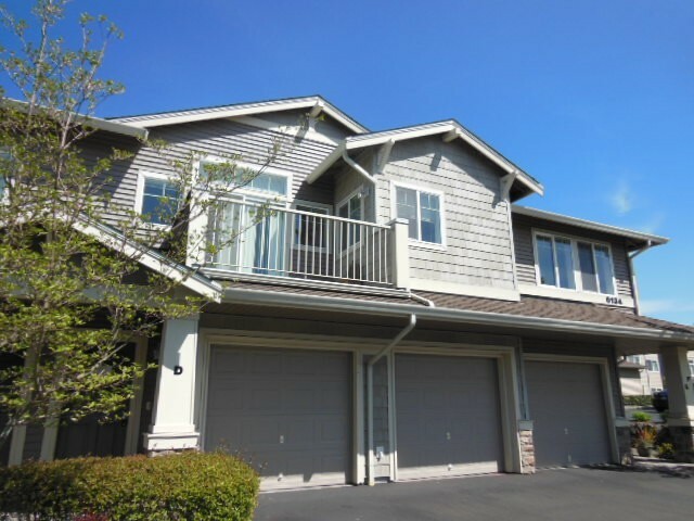 Property Photo:  6134 Hazel Lp SE D  WA 98092 