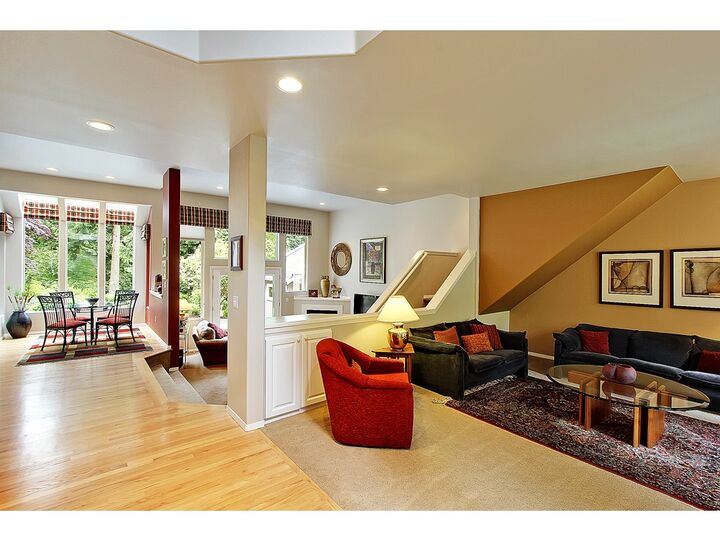 Property Photo: 11817 108th Avenue NE WA 98034
