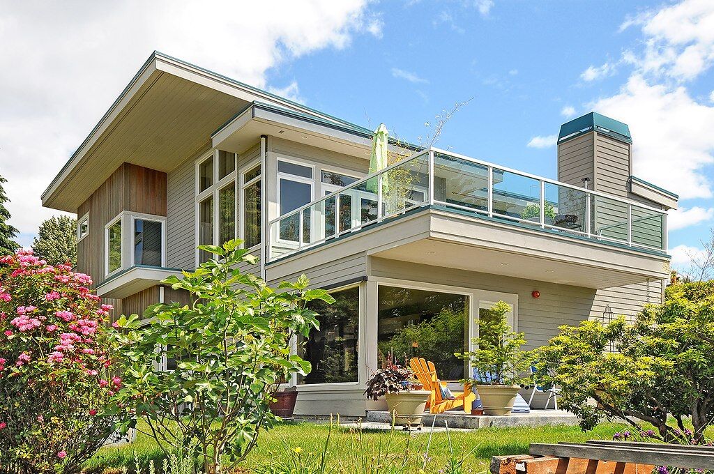 Property Photo: 18211 62nd Ave NE WA 98028