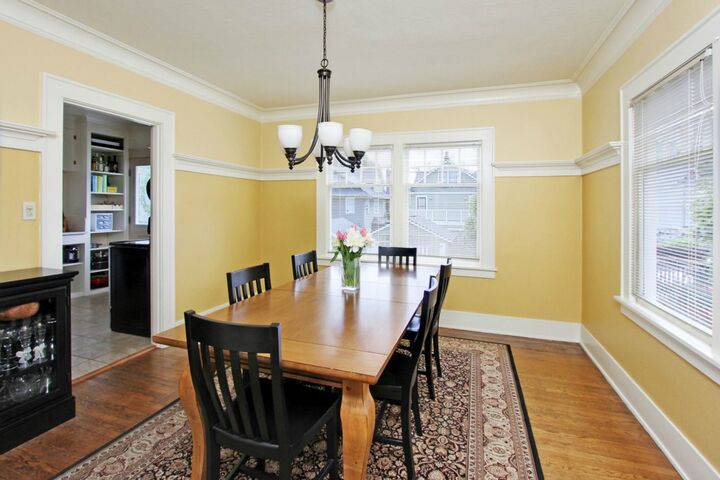 Property Photo: 5256 17th Avenue NE WA 98105