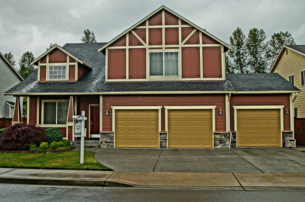 Property Photo: 6128 NE 7th Place WA 98059