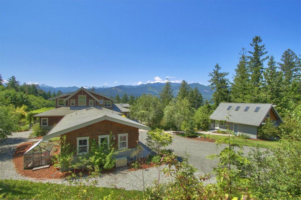 Property Photo:  23935 Old Holly Hill Rd  WA 98380 