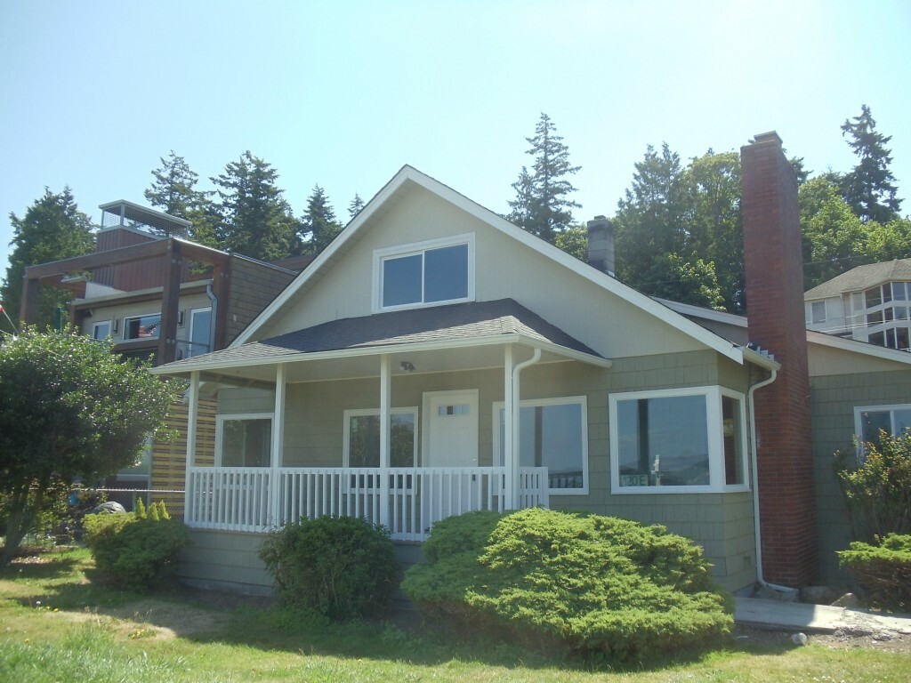 Property Photo: 120 Utsalady Rd WA 98282