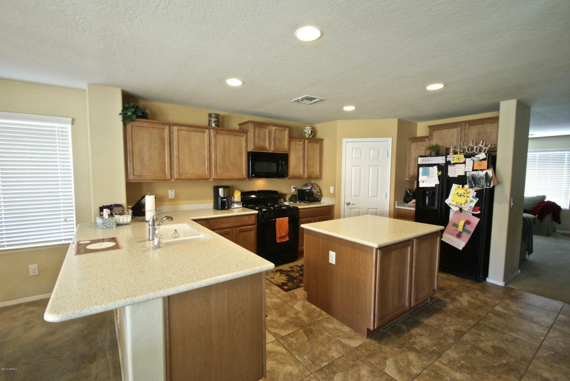 Property Photo:  8048 W Rushmore Way  AZ 85132 