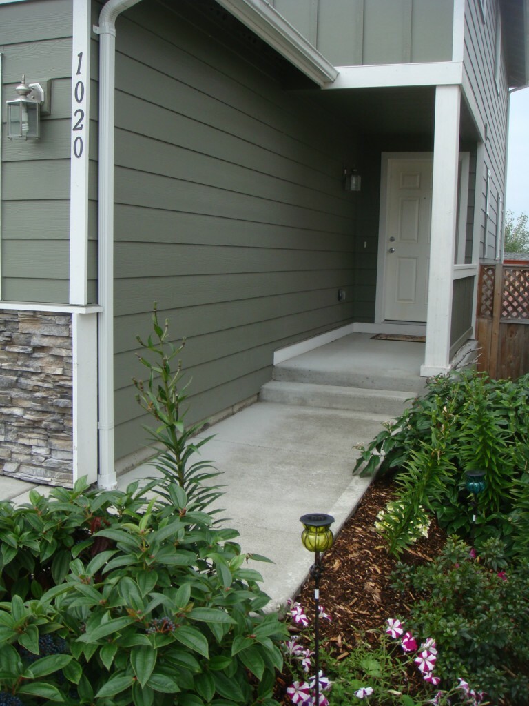 Property Photo:  1020 73rd Dr SE  WA 98258 