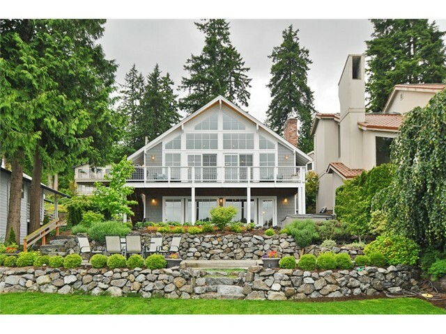 Property Photo:  2608 W Lake Sammamish Pkwy  WA 98052 