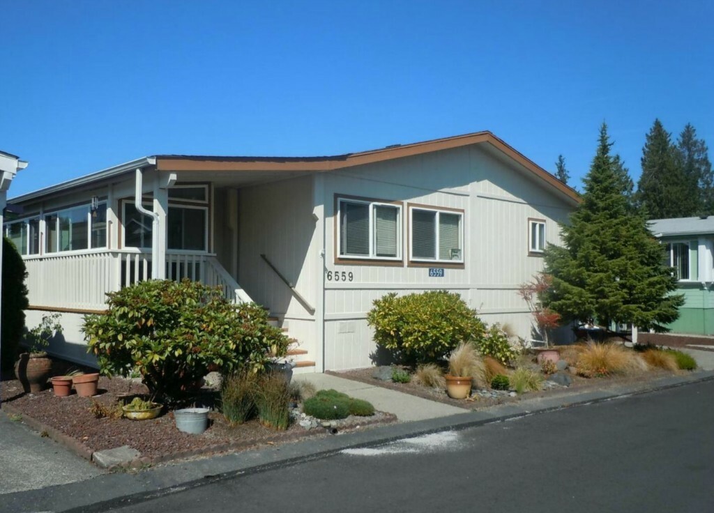 Property Photo: 6559 NE Aquarius Lane WA 98311
