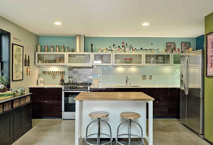 Property Photo:  501 S Cloverdale St  WA 98108 